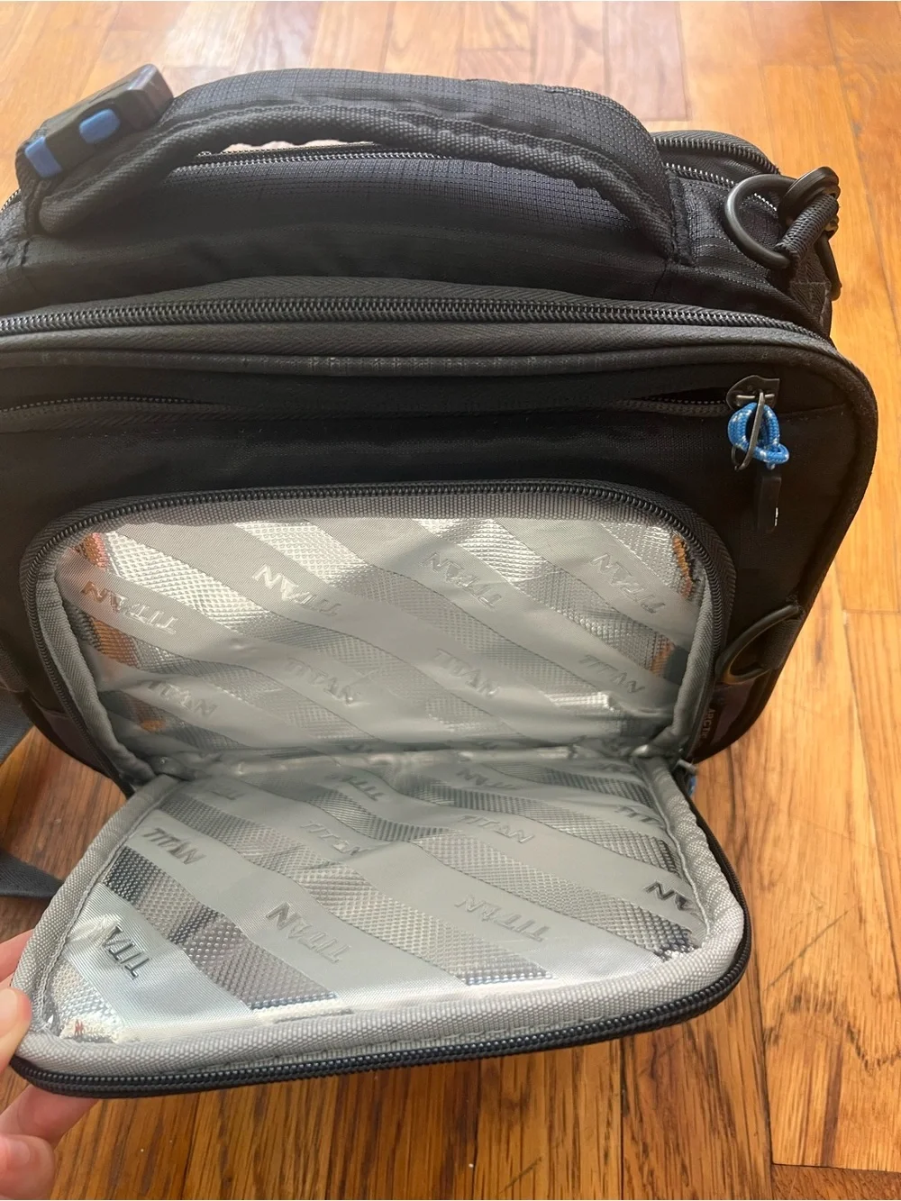 Arctic Zone Titan Deep Freeze Expandable Lunch Box